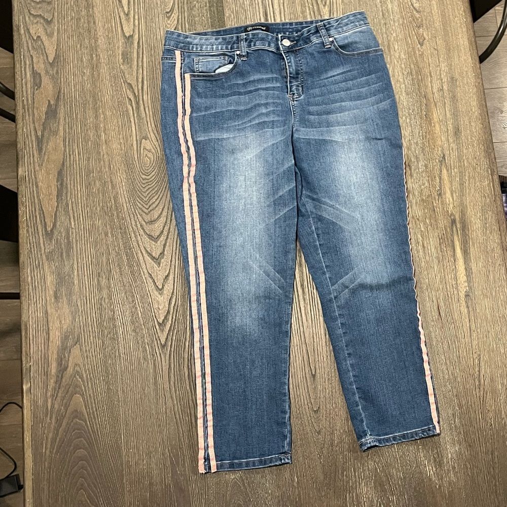 Versona Womens Jeans Contemporary Fit Cropped Capri High Waisted Denim Blue 32